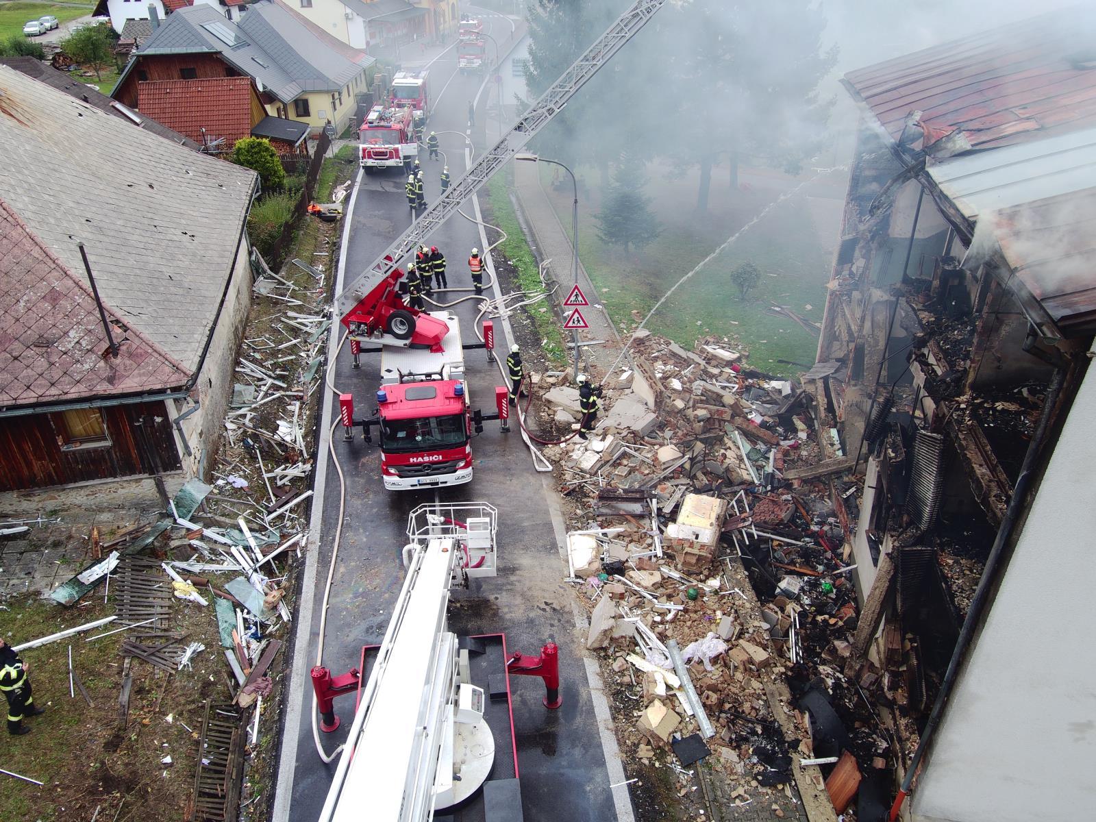 Bytový dům v Lenoře (zdroj www.hzscr.cz)