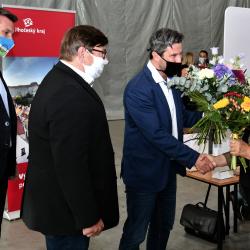 Poslední zasedání Zastupitelstva Jihočeského kraje za uplynulé volební období 2016 až 2020 se konalo ve čtvrtek 24. září z bezpečnostních důvodu kvůli koronavirové pandemii v Pavilonu T1 na českobudějovickém výstavišti. 