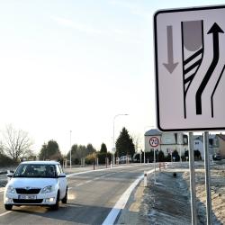 Téměř o měsíc dřív, než bylo plánováno se otevírá pro veškerou dopravu Plavská ulice, která byla v úseku mezi Novým Roudným a Jaselskou ulicí uzavřena od 19. května. Místní obyvatelé už nebudou muset využívat objížďku přes Rožnov a na své si přijdou také cyklisté, protože součástí rekonstrukce byla i výstavba nové cyklostezky.