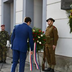 První náměstek hejtmana Jihočeského kraje František Talíř položil věnec k u pamětní desce T. G. Masaryka na náměstí Přemysla Otakara II. v Českých Budějovicích.