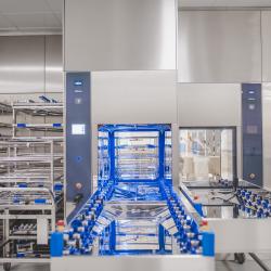 Nemocnice České Budějovice, a.s. v pátek 10. června slavnostně otevřela nové centrální operační sály a novou centrální sterilizaci.