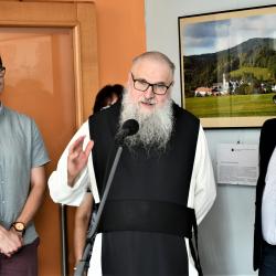 Cisterciátské kulturní krajiny. To je název výstavy, která ve čtvrtek 30. června odstartovala slavnostní vernisáží v hlavní budově Krajského úřadu Jihočeského kraje v Českých Budějovicích.