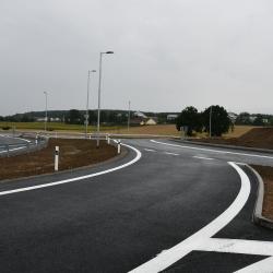 Provizorní komunikace pod Včelnou se na 19 dní uzavře. Problémy s dopravu pomůže vyřešit nový kruhový objezd.
