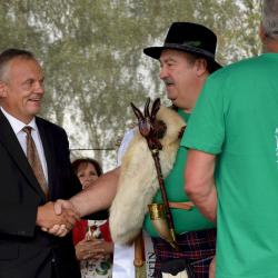 Albrechtice nad Vltavou slavily Zlatou stuhou krajský titul Vesnice roku 2022.