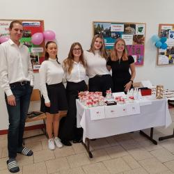 Obchodní akademie a Jazyková škola Písek získala 1. místo v celostátní soutěži v účetnictví.