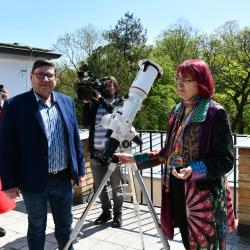 V planetáriu umí odhalit více barev vesmíru, než vidí naše oči.