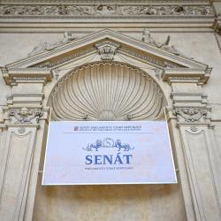 senát