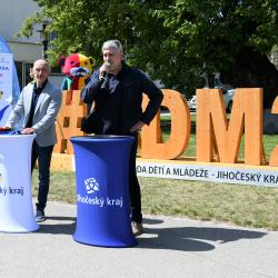 Zahájení Olympiády dětí a mládeže bude velkolepé! Medaile jsou inspirované historií kraje.