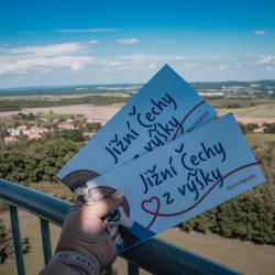 z výšky