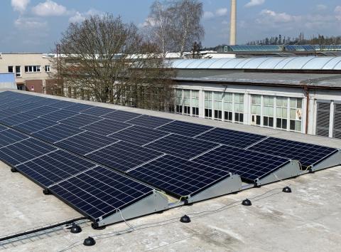 Střední škola technická a obchodní Dačice instalovala novou vzduchotechniku a fotovoltaickou elektrárnu.