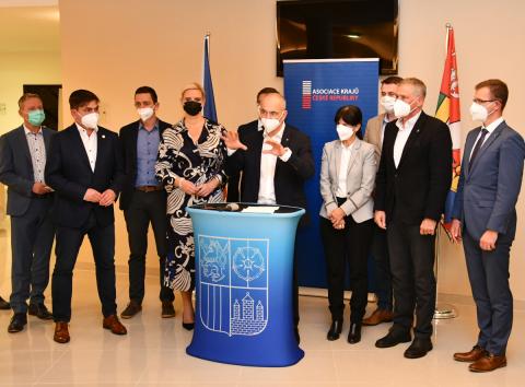 Rada Asociace krajů ČR zasedala na Hluboké. 