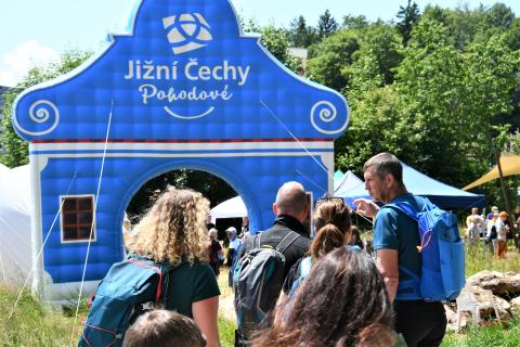 Jihočeský kraj se představil na Bavorské zemské zahradní výstavě. Tématem byl i projekt Zlaté stezky.