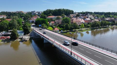 most v týně