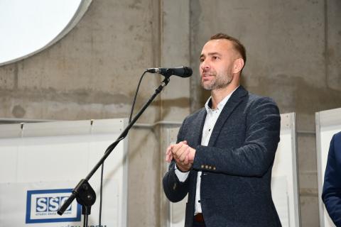 Náměstek hejtmana Jihočeského kraje pro oblast školství David Štojdl zahájil výstavu Vzdělání a řemeslo 2024.