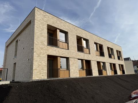 Včelná otevřela nový dům s pečovatelskou službou. Kraj přispěl 10 miliony korun.