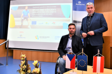 Pavel Klíma s předsedou Českého paralympijského výboru Zbyňkem Sýkorou.