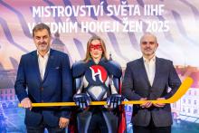 MS žen se blíží! Nové medaile a maskotka Tori! Foto: Facebook Mistrovství světa IIHF v ledním hokeji žen 2025.