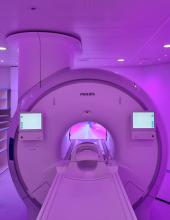 Na konci roku 2024 prošlo Radiologické oddělení Nemocnice České Budějovice, a.s. významnou modernizací. Jeden ze stávajících přístrojů magnetické rezonance byl nahrazen špičkovým modelem Ingenia Ambition X 1,5 T.