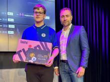 Jakub Stašek, student oboru EPS, zde předvedl špičkový výkon a stal se absolutním vítězem soutěže, za což získal i hodnotnou cenu – výkonný notebook.