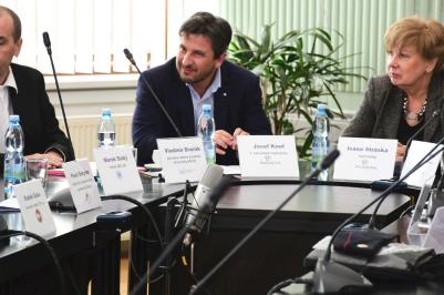 Tisková konference Ozbrojený útočník ve škole