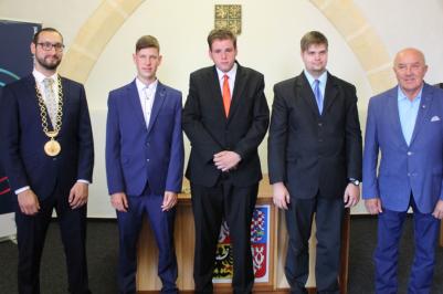 Učeň roku. Ocenění studenti z okresu Český Krumlov.