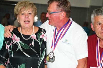 Hejtmanka Stráská a premiér Babiš pogratulovali seniorům k výsledkům na sportovních hrách.