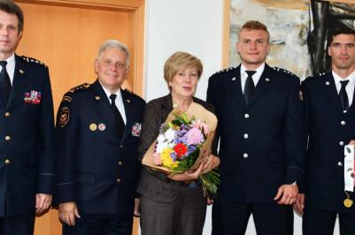 Hejtmanka Stráská poslala nejtvrdší hasiče světa za odměnu do lázní.