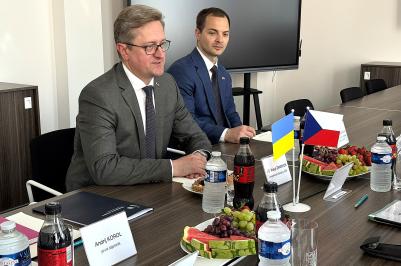 Na Krajském úřadu Jihočeského kraje přijal hejtman Martin Kuba mimořádného a zplnomocněného velvyslance Ukrajiny v České republice Vasyle Zvarycha. 